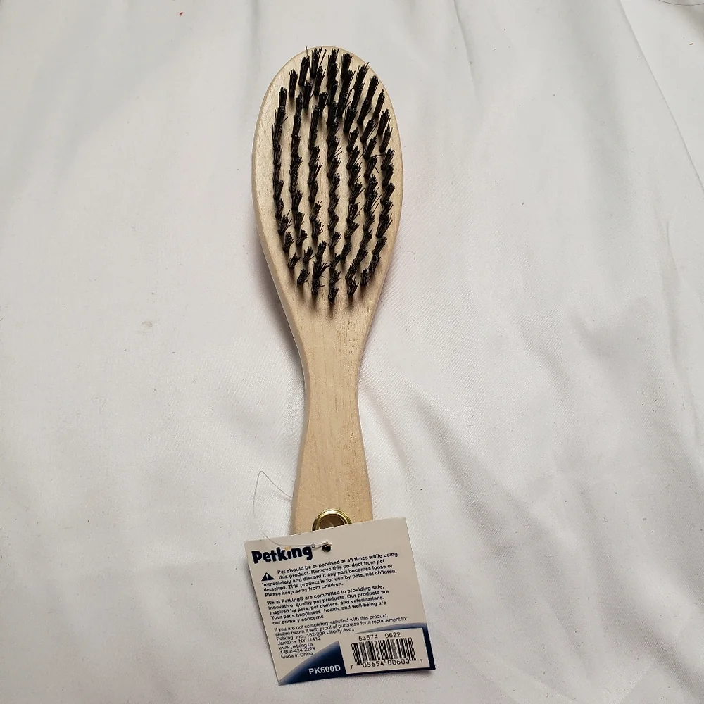 Perking Pet brush for pet.